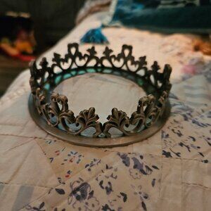Lace Metal Crown candle holder to enhance your candles.